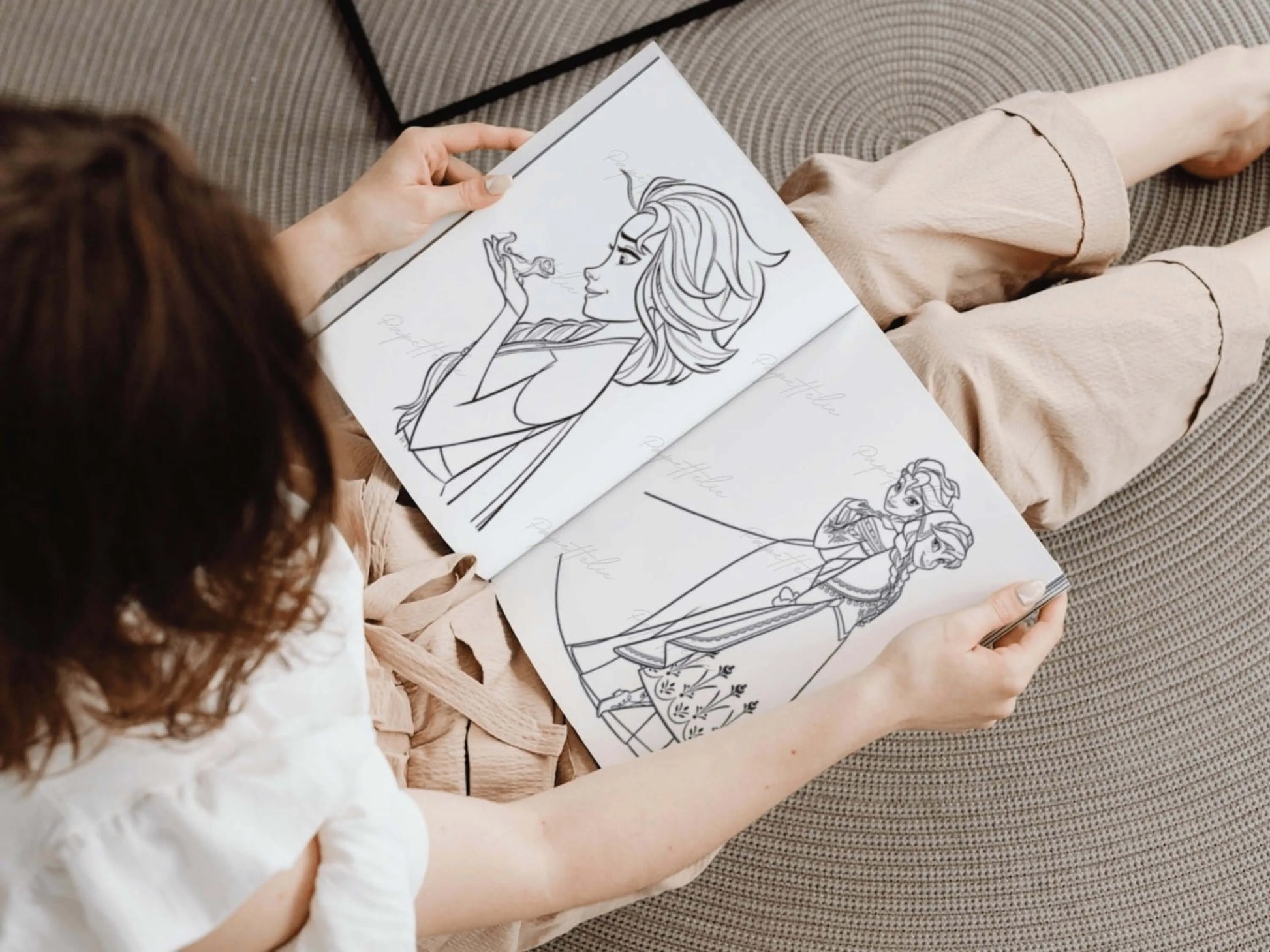 Cahier de coloriages LA REINE DES NEIGES